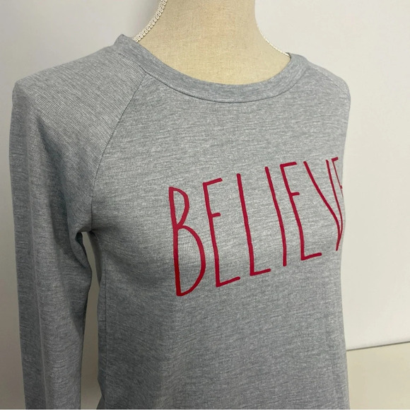 Rae Dunn Believe Christmas Crewneck Sweater Top Size Small Gray Red Soft - Picture 2 of 10